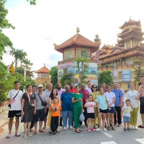 MARBLE MOUNTAINS - MONKEY MOUNTAIN - AM PHU CAVE SUNSET TOUR