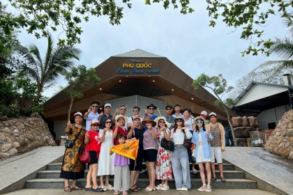 chùm tour ghép , tour riêng theo yêu cầu