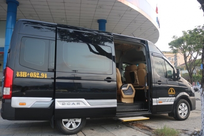 VIP car rental and price, Danang VIP car for rent